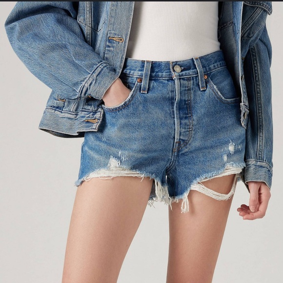 Levi's Pants - LEVI'S 501 Women's Shorts High Rise Buttoned Fly Distressed Mid Wash M